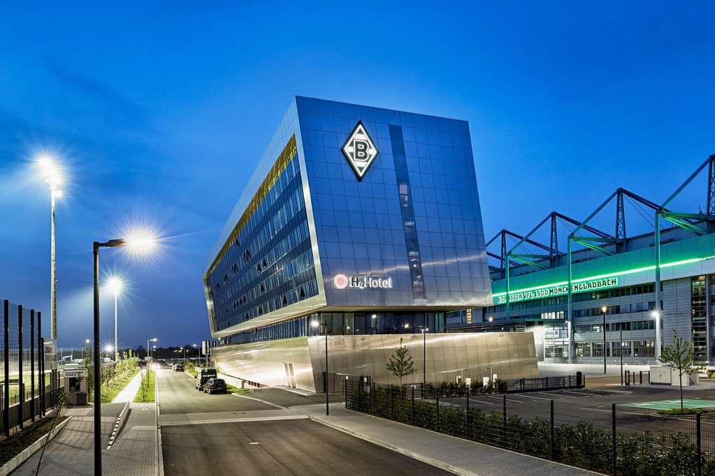 H4 Hotel Moenchengladbach Im Borussia-Park Экстерьер фото