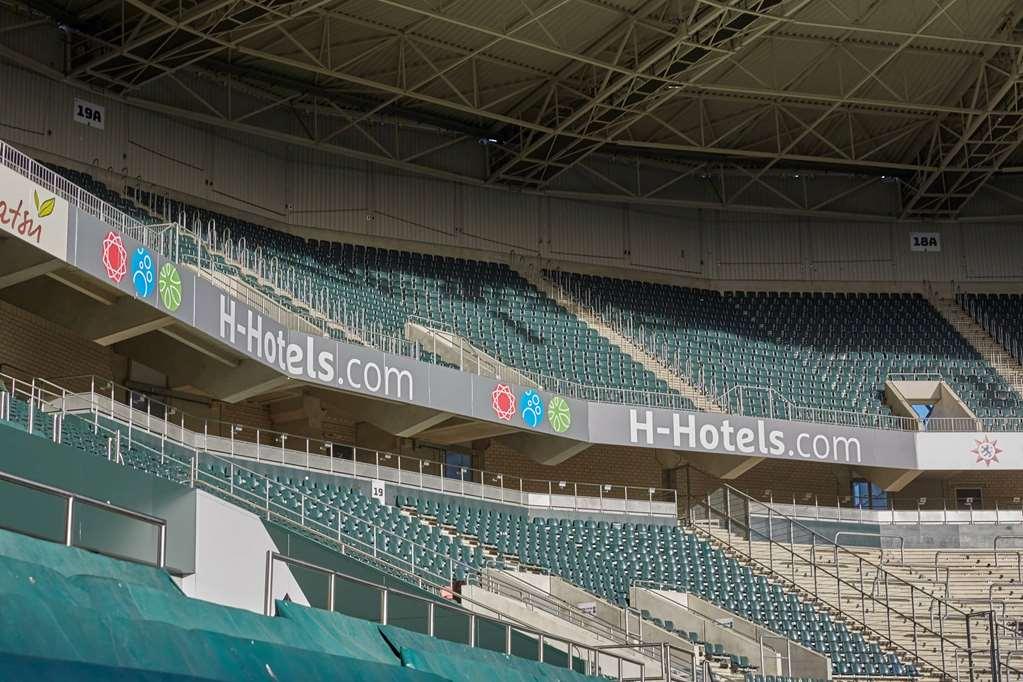 H4 Hotel Moenchengladbach Im Borussia-Park Экстерьер фото