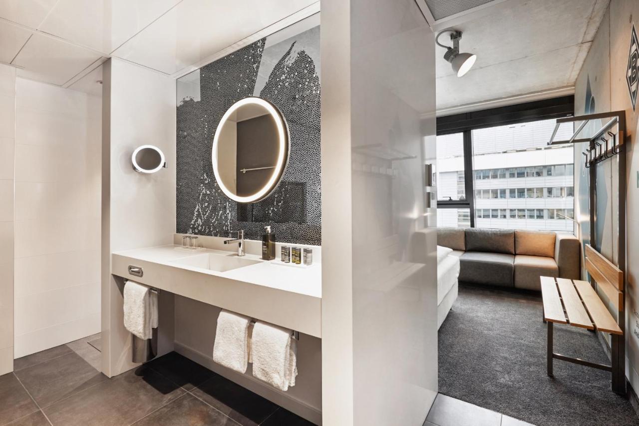 H4 Hotel Moenchengladbach Im Borussia-Park Экстерьер фото